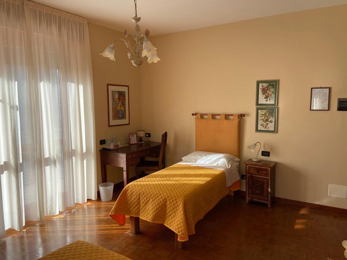 La Via Del Sole Bed & Breakfast Susa Ngoại thất bức ảnh