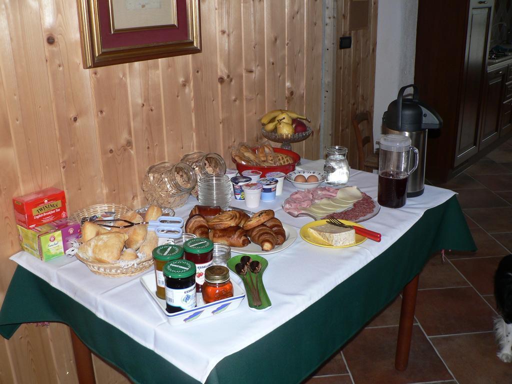 La Via Del Sole Bed & Breakfast Susa Ngoại thất bức ảnh
